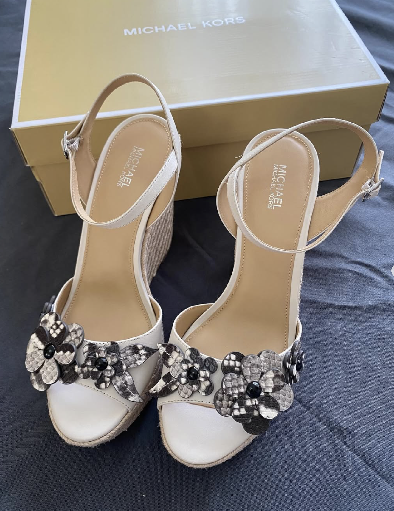 MICHAEL KORS, for ladies, Lora, wedges, floral white *tatty box