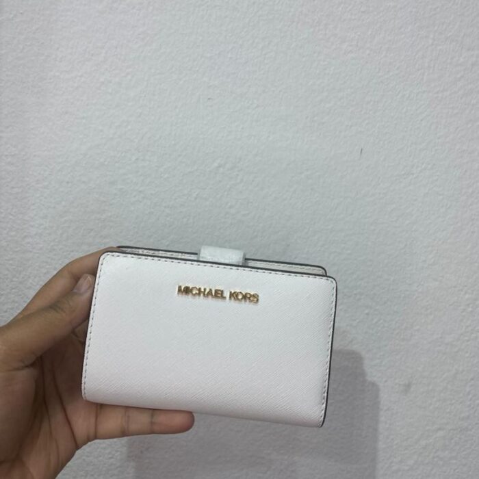 MICHAEL KORS, for ladies, bifold compact wallet, saffiano leather, white