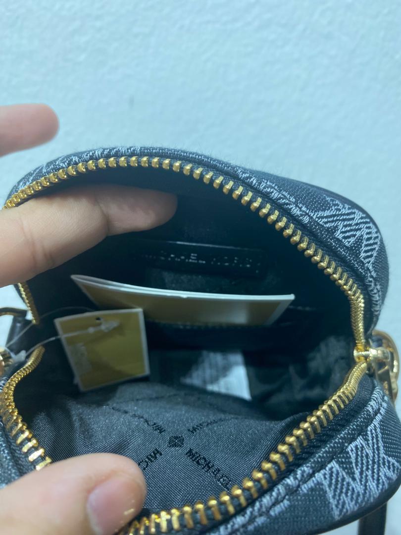 Michael Kors Crossbody - Image 2