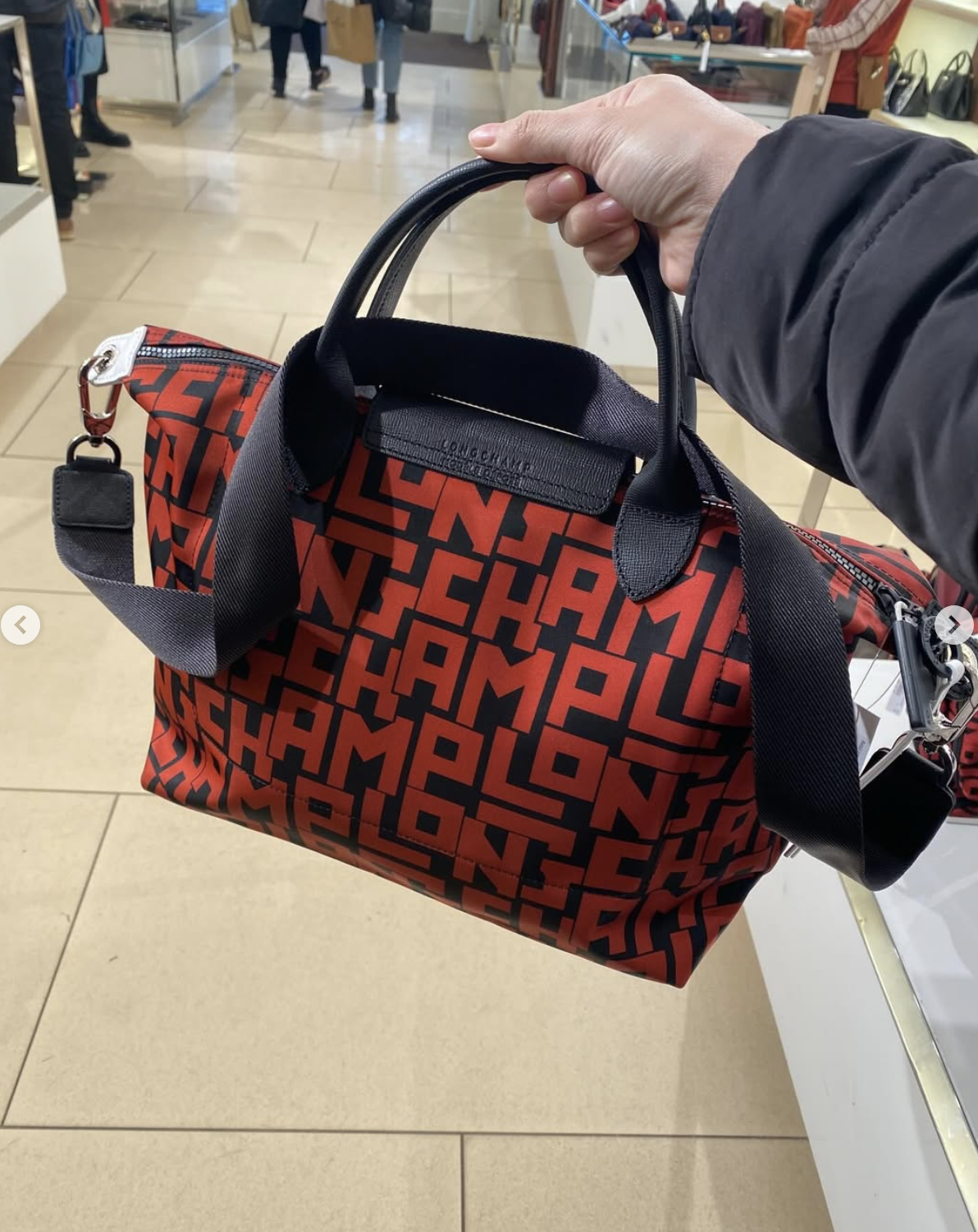 LONGCHAMP, lgp, medium top handle, with long strap, red black - Image 4