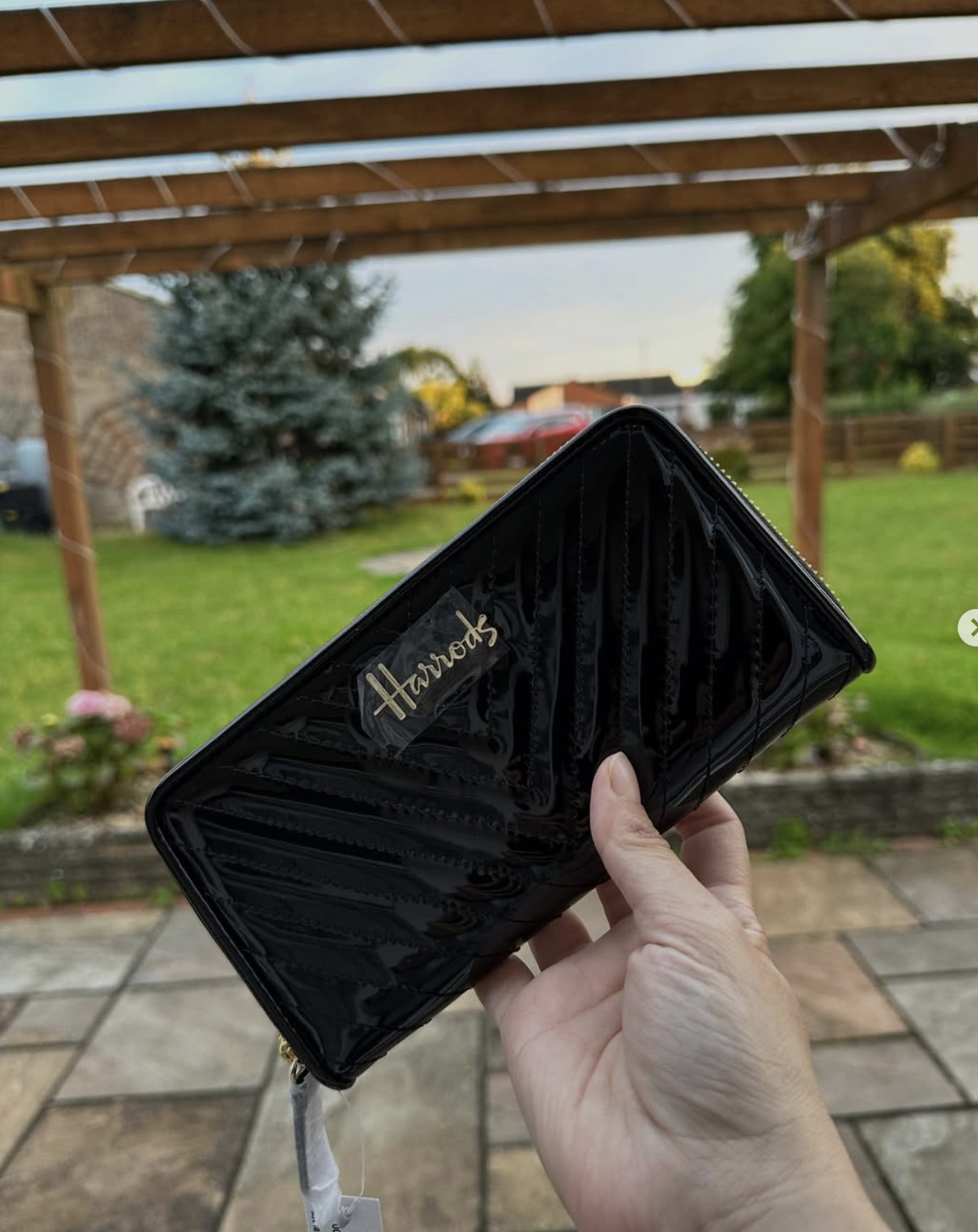 HARRODS, large zip around continental wallet, glossy black