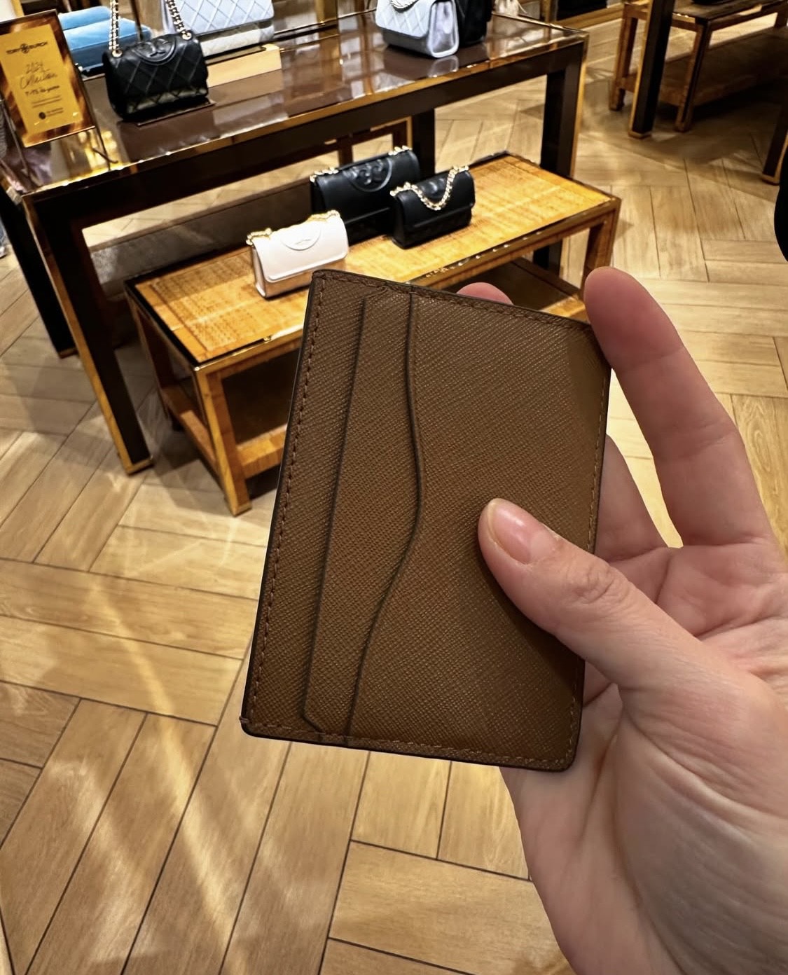 TORY BURCH, emerson, small card holder, leather moose brown - Image 2