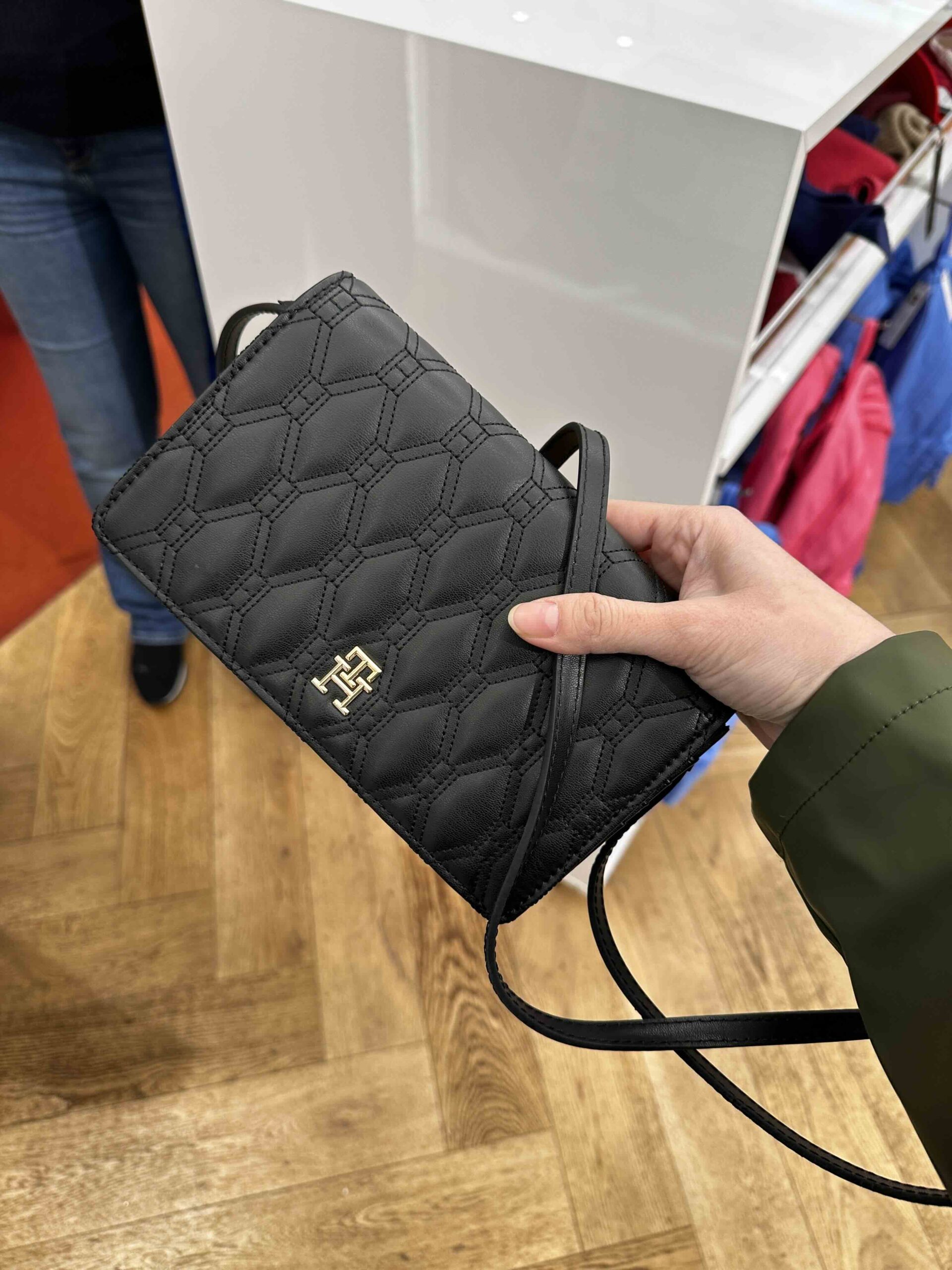 TOMMY HILFIGER, for ladies, wallet on strap, quilted, black