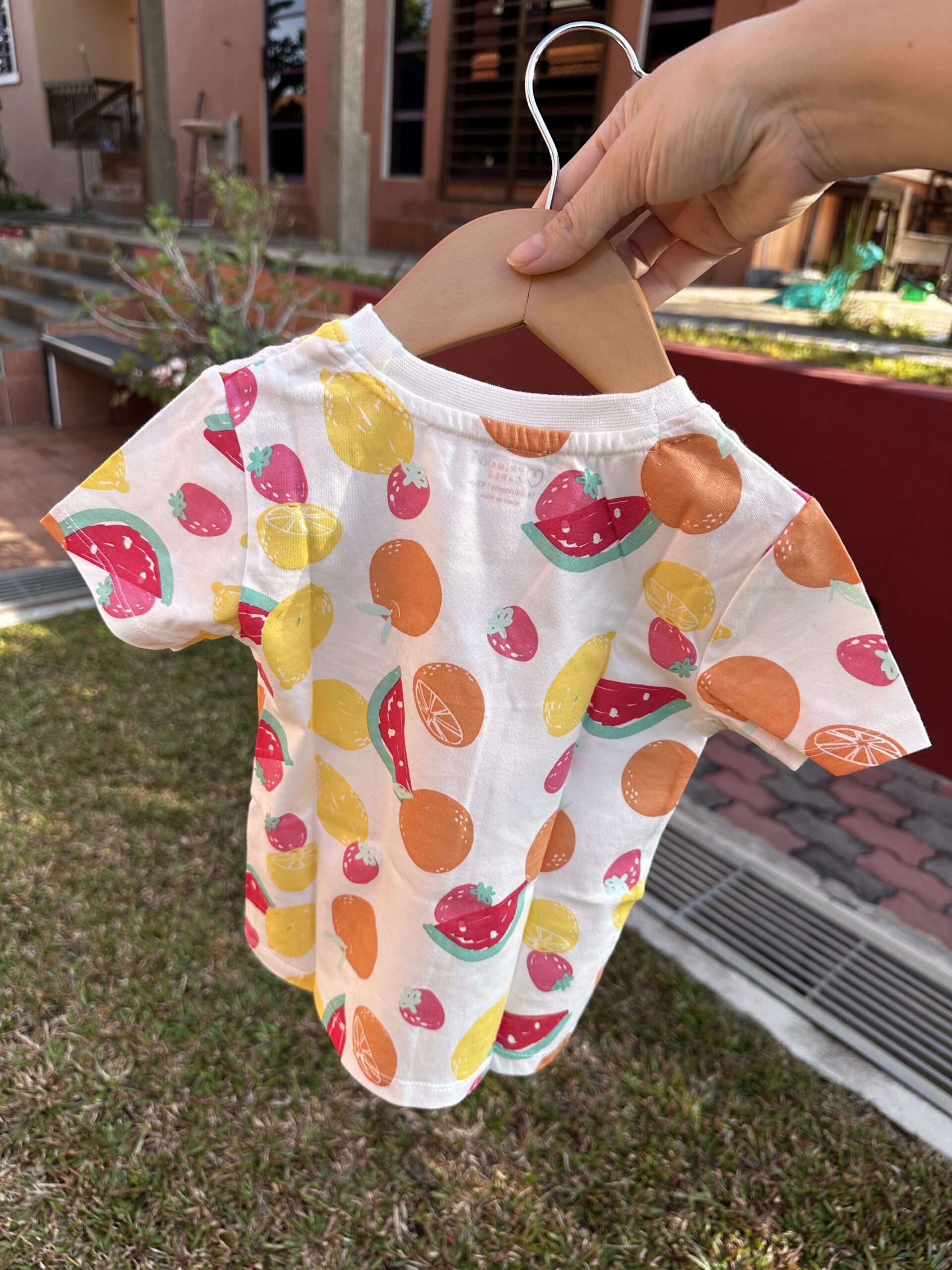PRIMARK, for kids baby girl, short sleeves t shirt, fruits white - Image 2