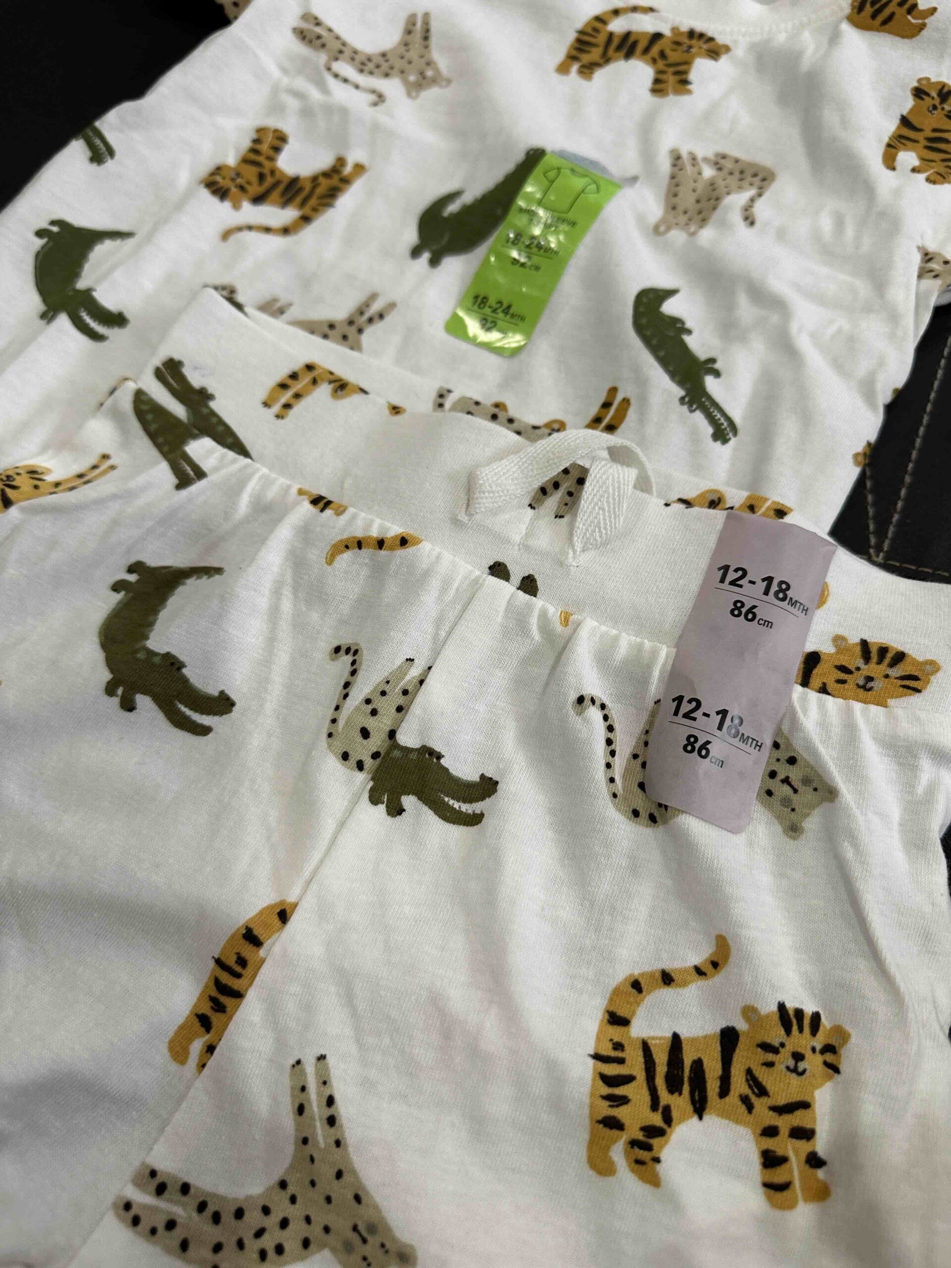 PRIMARK- imperfect item! - Image 2