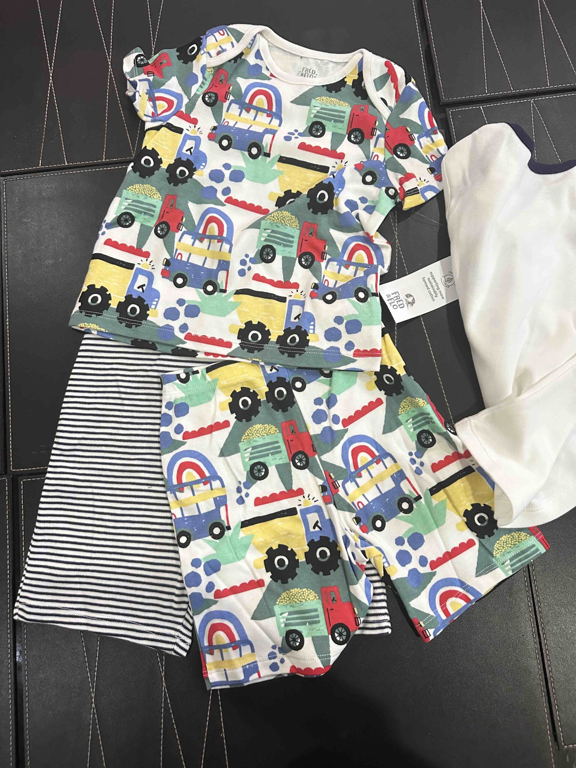 F and F by TESCO for kids baby, 2 sets of top and shorts, vehicle 18-24 month - Image 2